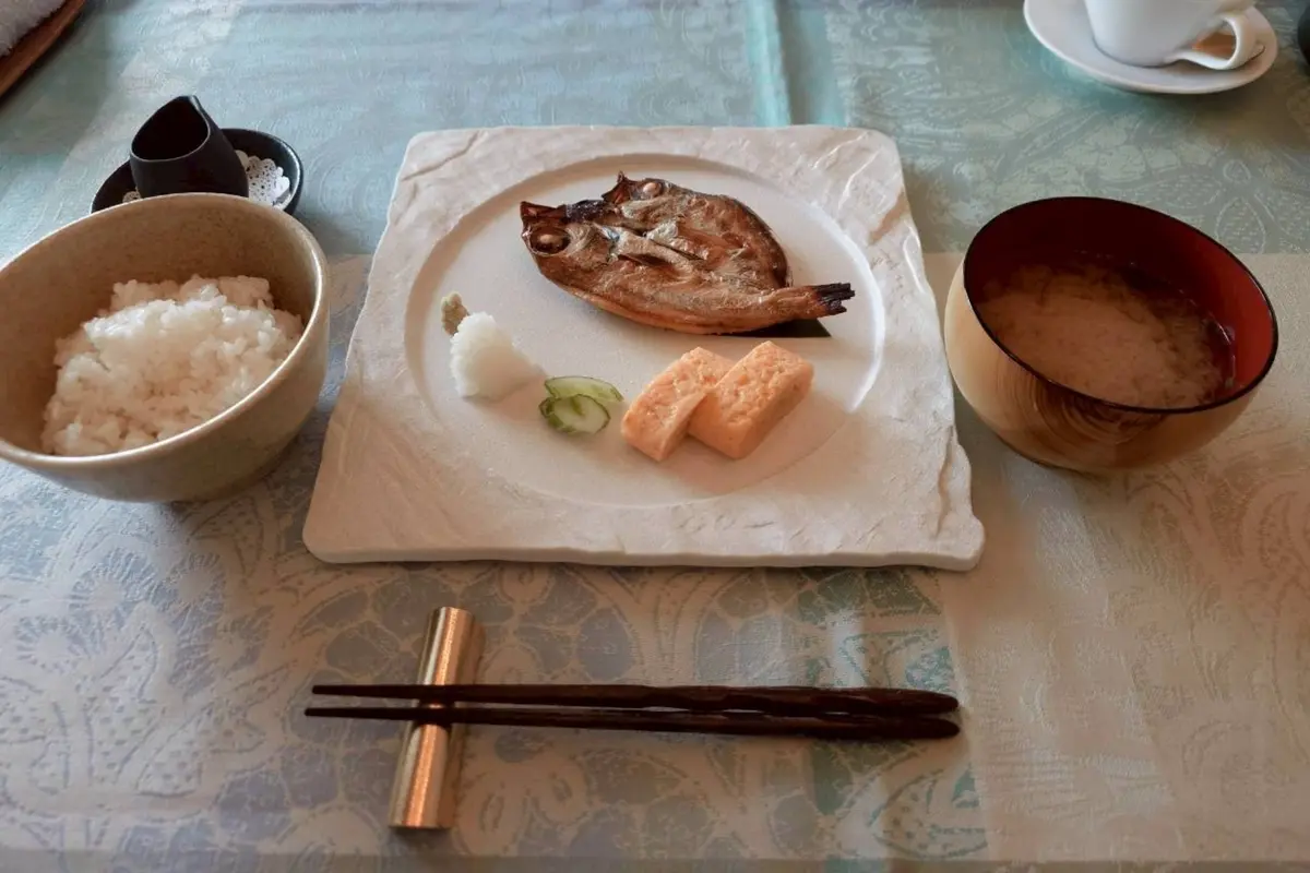 湖畔の洋館　かたくらシルクホテル