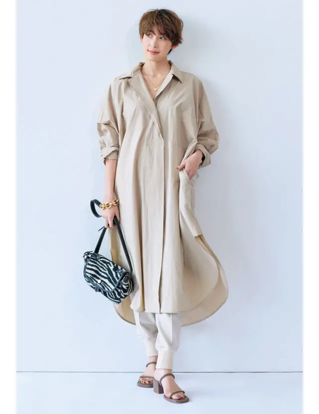 ノークのジョグパンツを着こなすLIZA