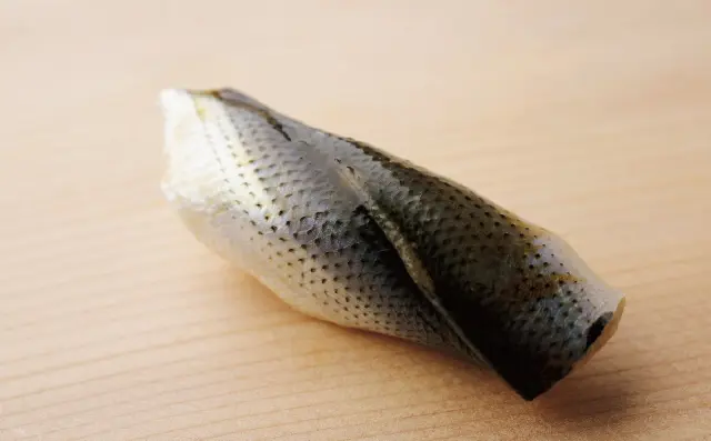 有明海産のコハダの酢締め