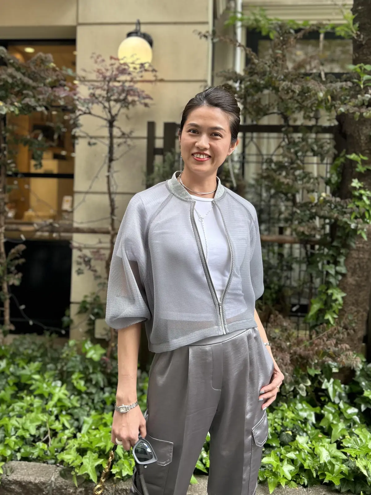 メッシュブルゾン　シルバーコーデ