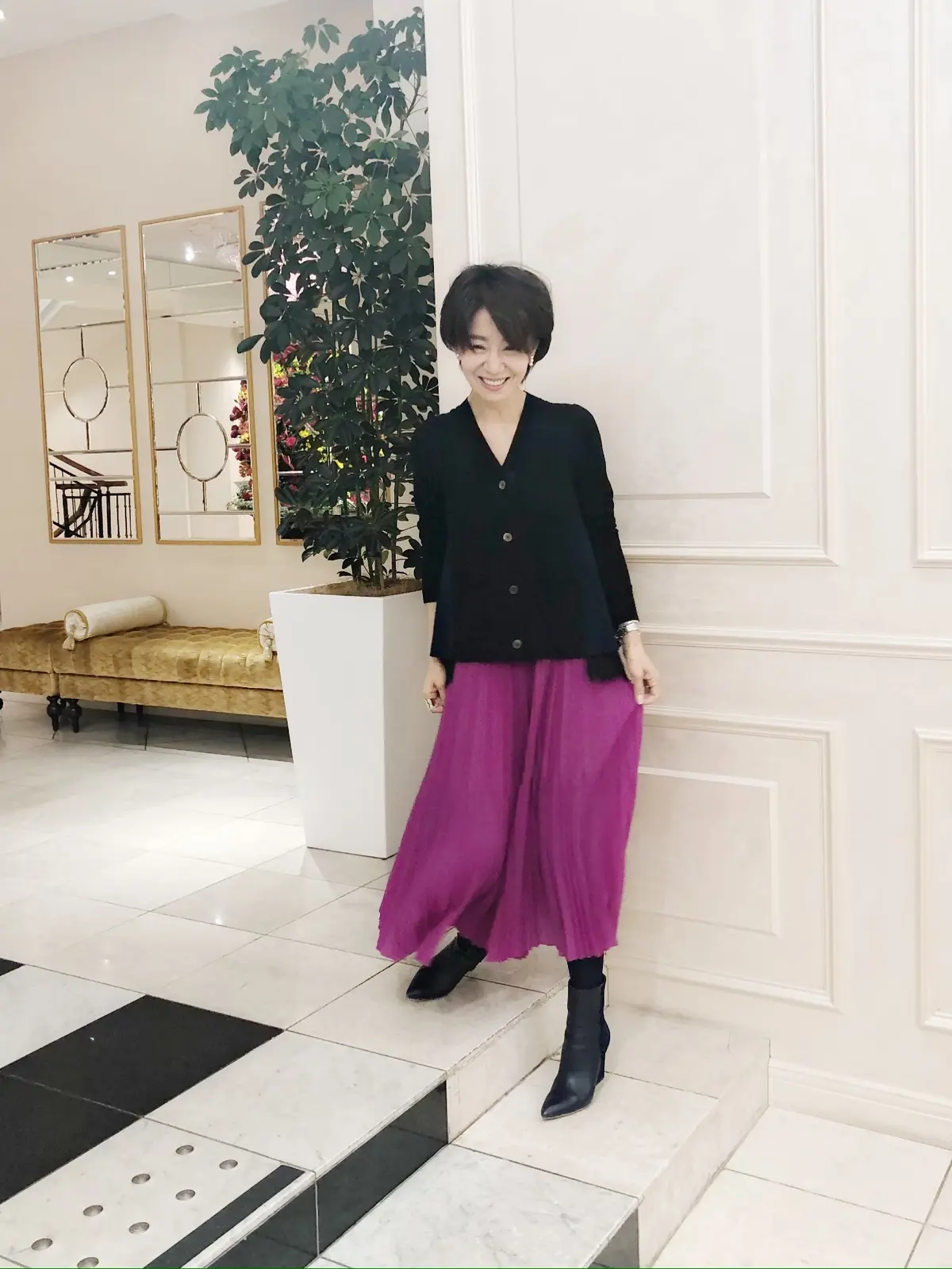 ネイビーカラーを華やかにの画像_1