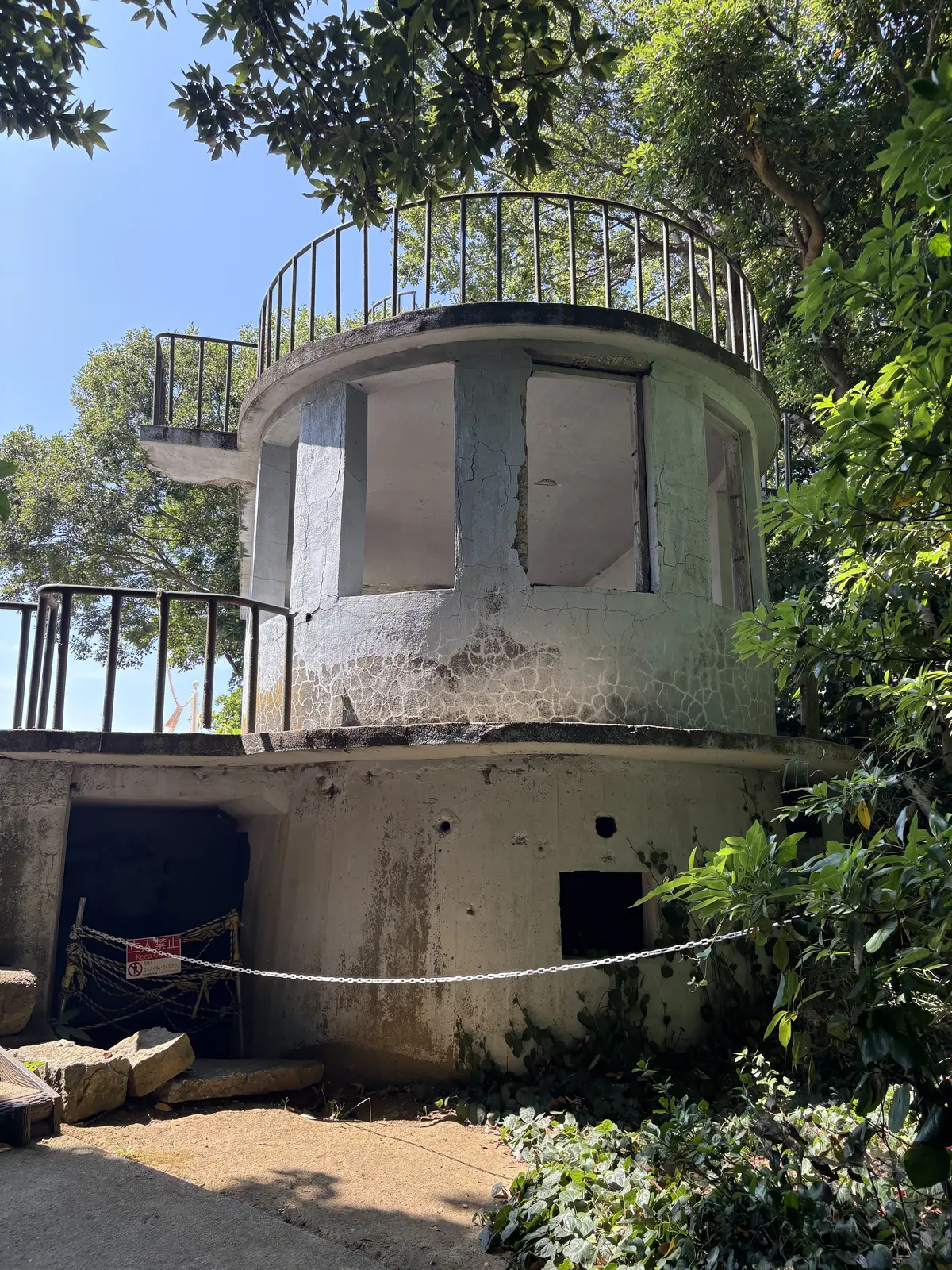 東京湾の無人島　猿島　横須賀　自然島　展望台