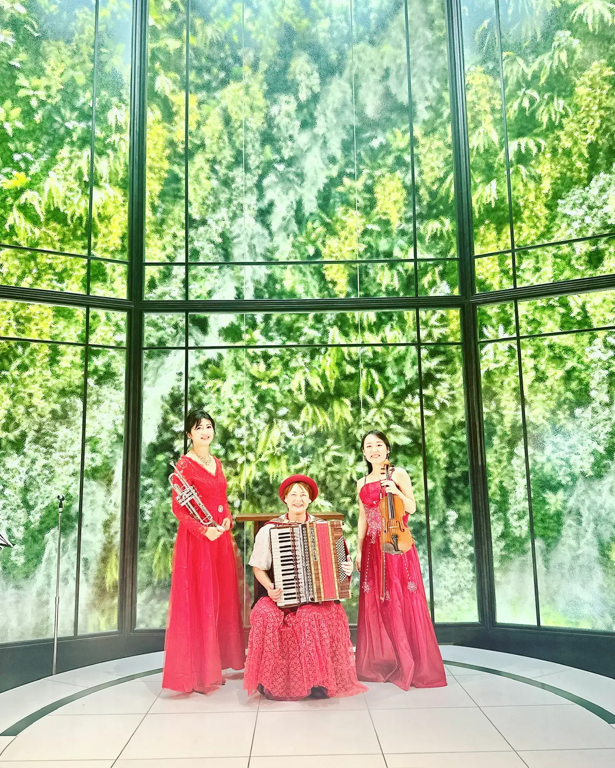 おしゃれ心がときめく赤色コーデ❤️の画像_5