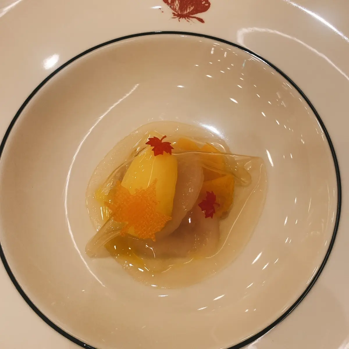 グッチ オステリア ダ マッシモ ボットゥーラ トウキョウのコース料理「ひとつめのデザート」