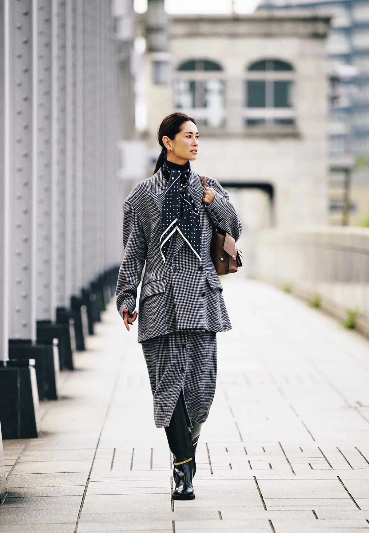 クラシカルなチェックジャケットを セットアップで〝今〞の装いに更新