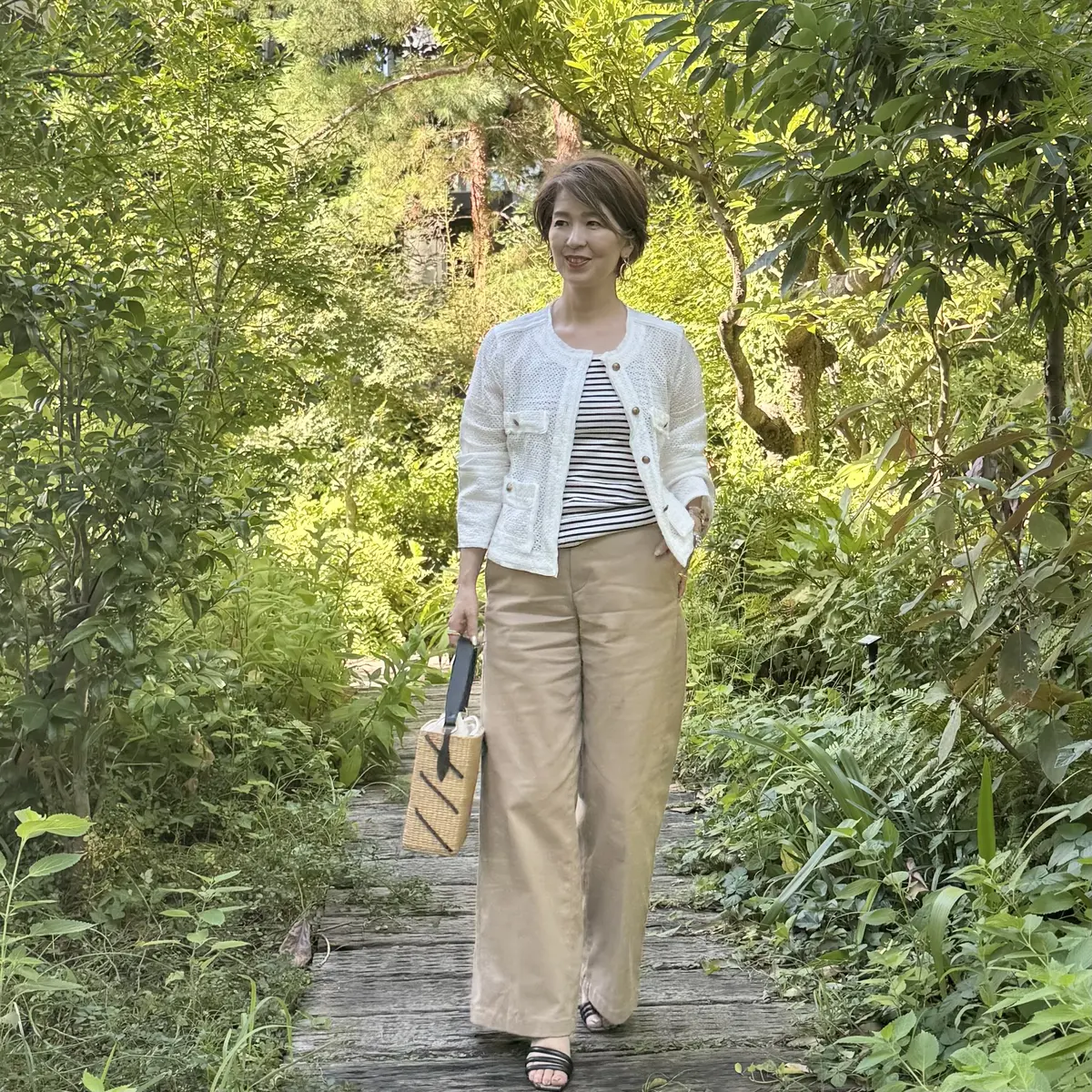 爽やかに楽しむ大人カジュアル〜チノワイドの画像_5