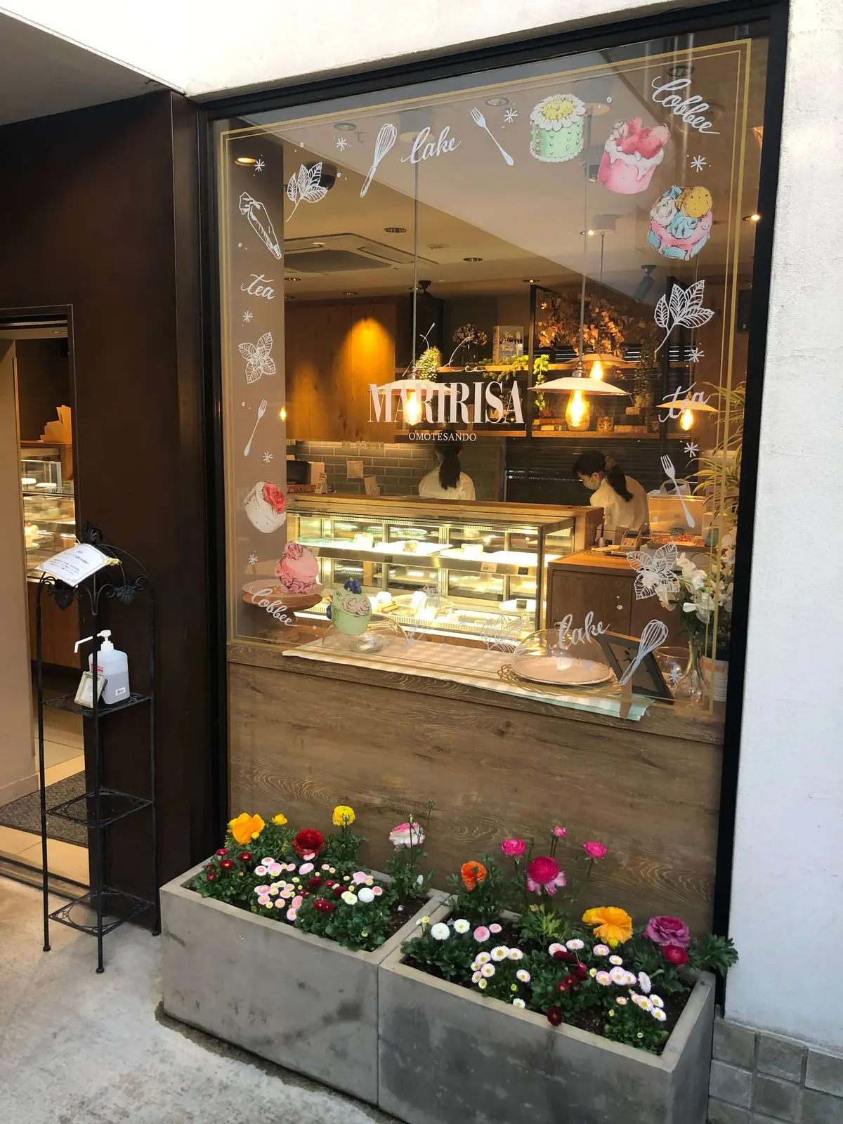 「ビズ」のスタイル映えスカートに可愛いケの画像_7