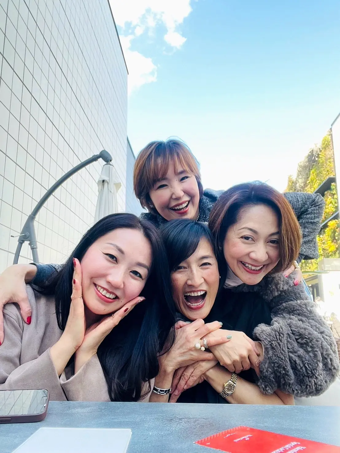 秋も活躍、ネイビーでまとめるデニムコーデの画像_9