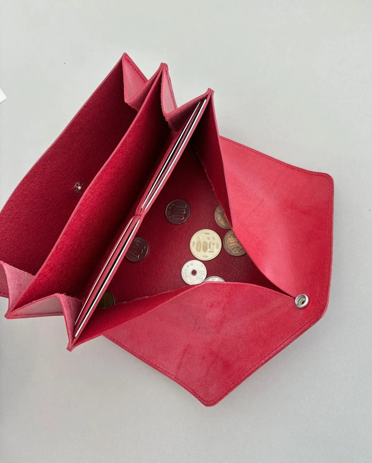 エンダースキーマの「ロング ウォレット」 （エクラ編集K野）