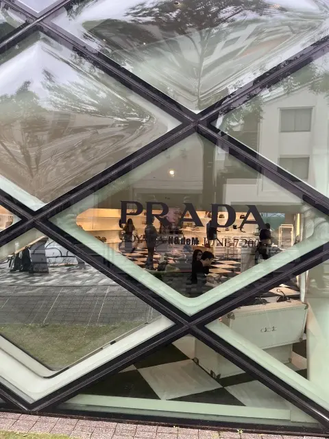 寒い季節にオススメのYSLのキャップ🍂の画像_15