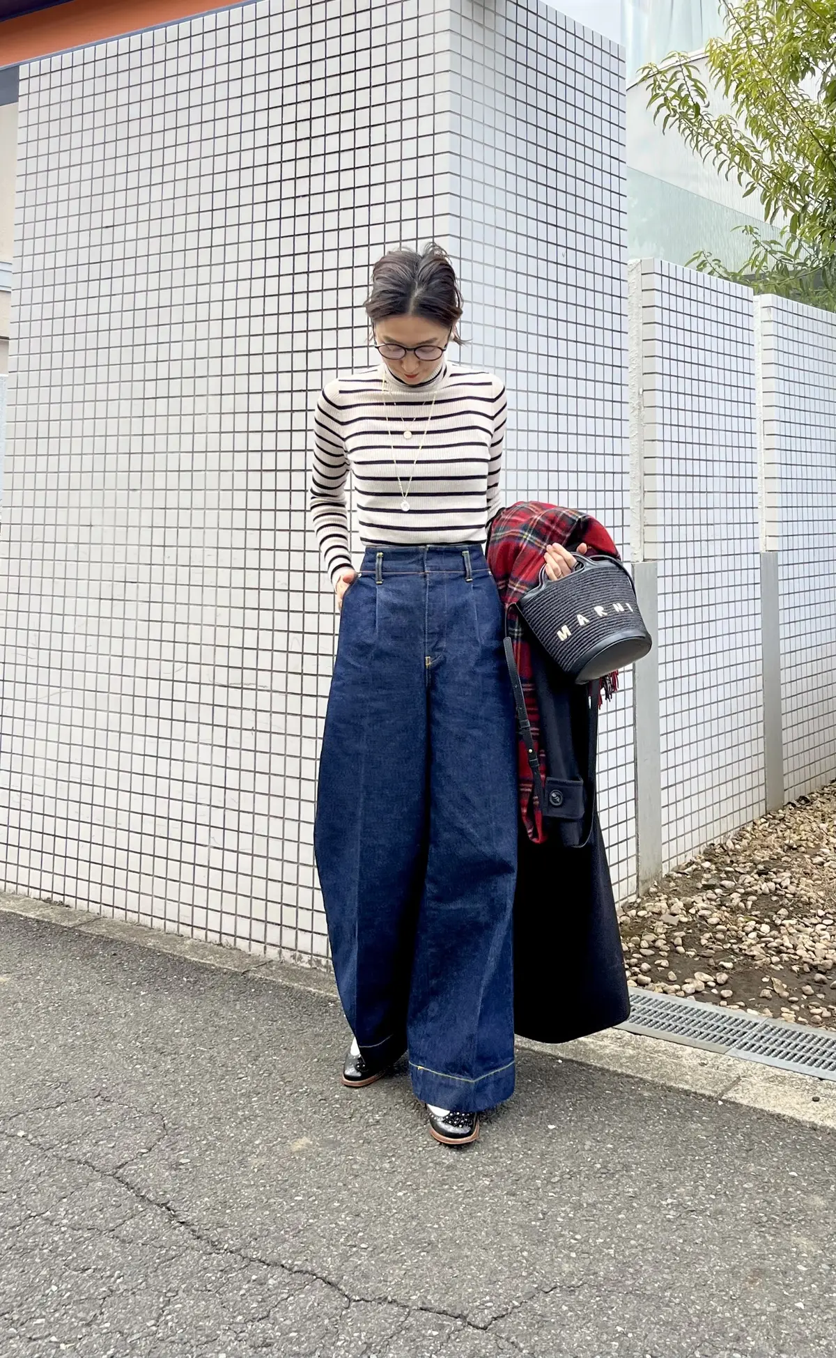 赤とデニムとチェック 冬SNAPの画像_8