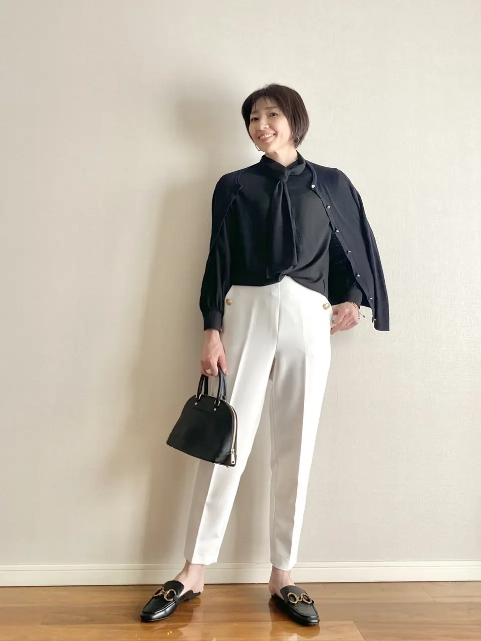NARA CAMICEボウタイブラウスコーデ①