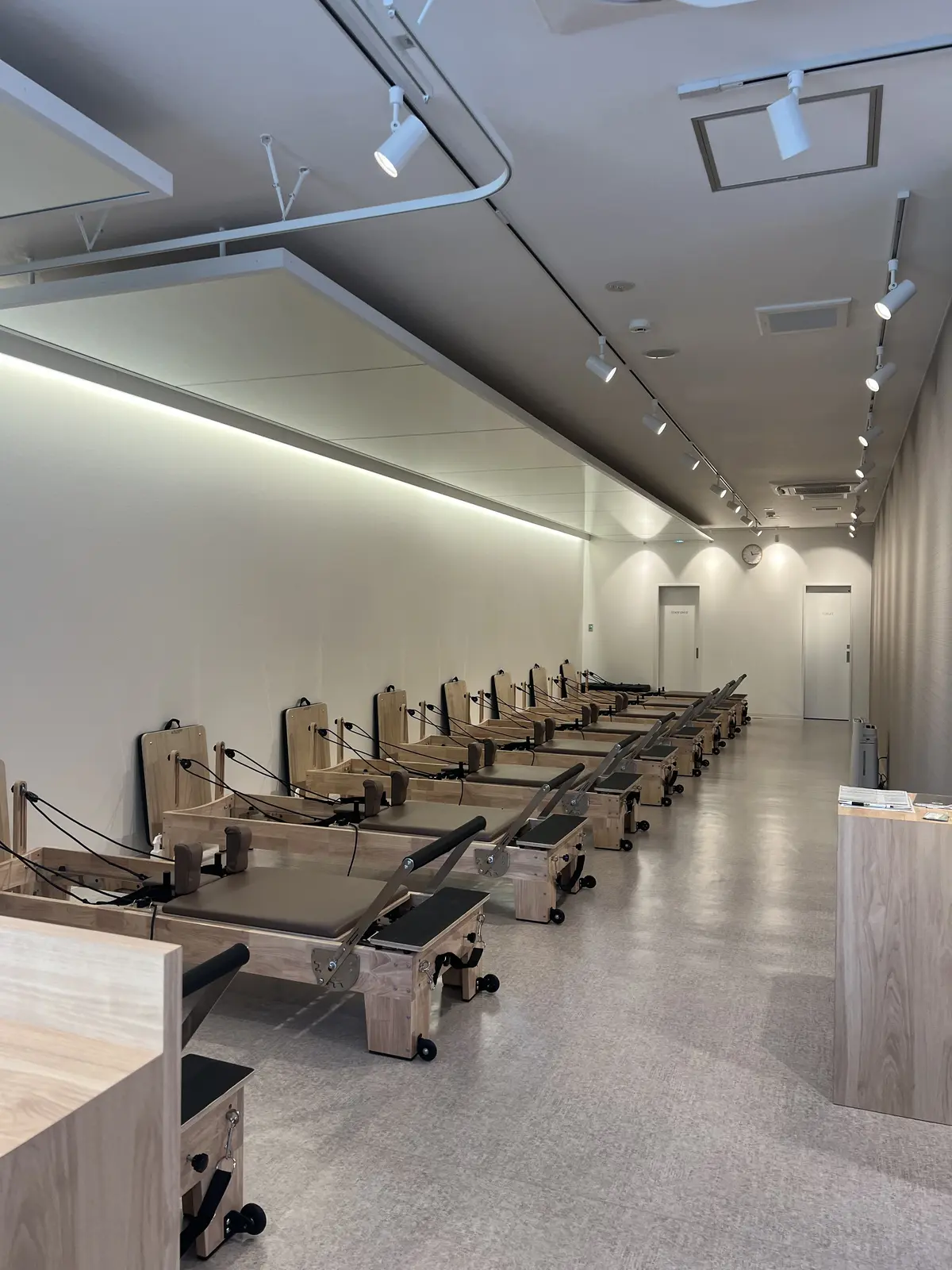 マシーンが8台ずらりと並んでいます！