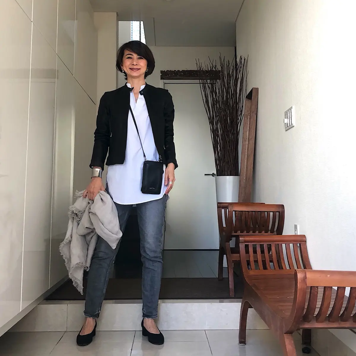 ユニクロ　白シャツ　プチプラ高見えコーデ