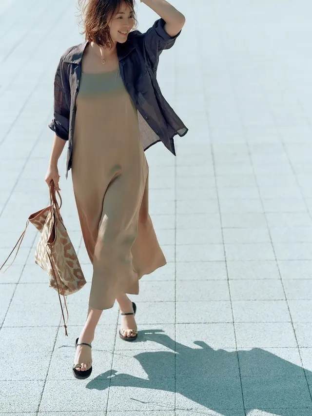 【2022版】 50代の品よく映えるワンピーススタイル67