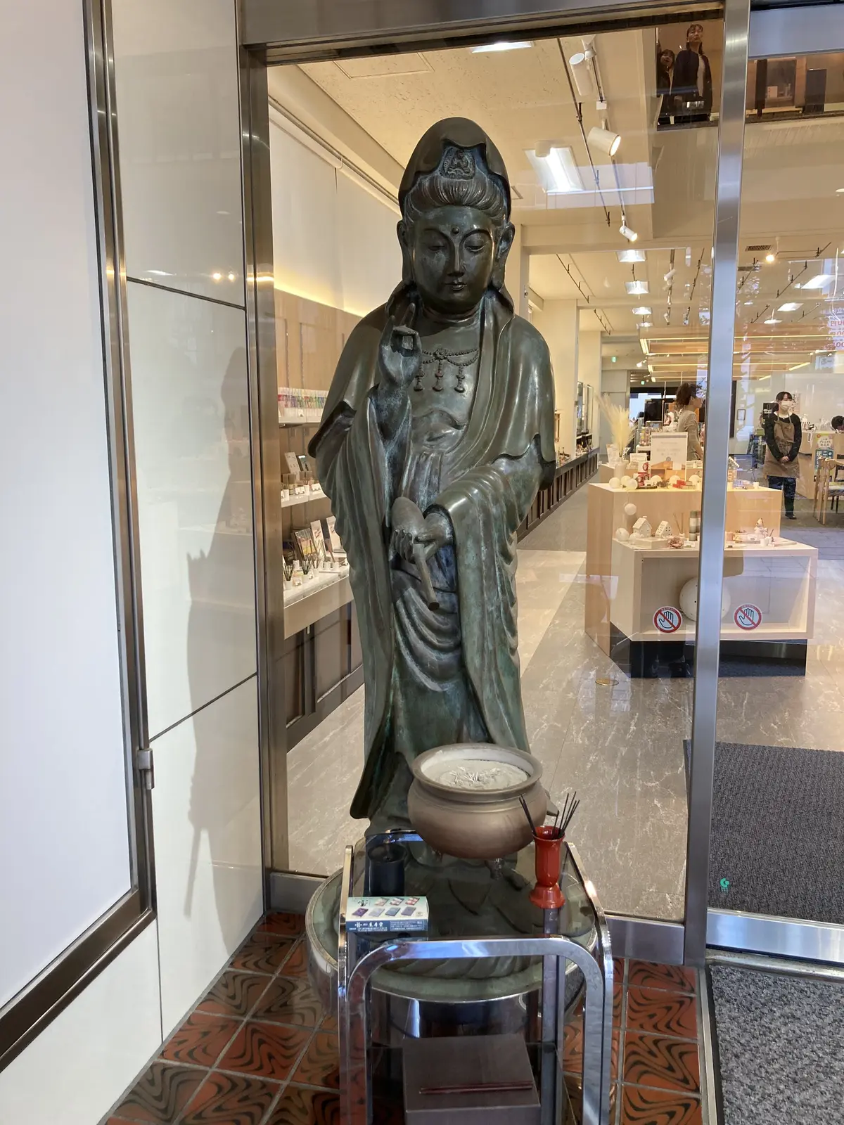 éclat エクラ　Jマダム　ブログ　北海道　札幌　トモコ　知子　お香 クユ kuyu 松栄堂　すすきの　アロマ