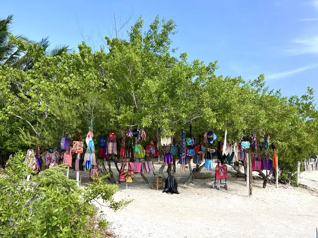 Holbox ビーチにて①