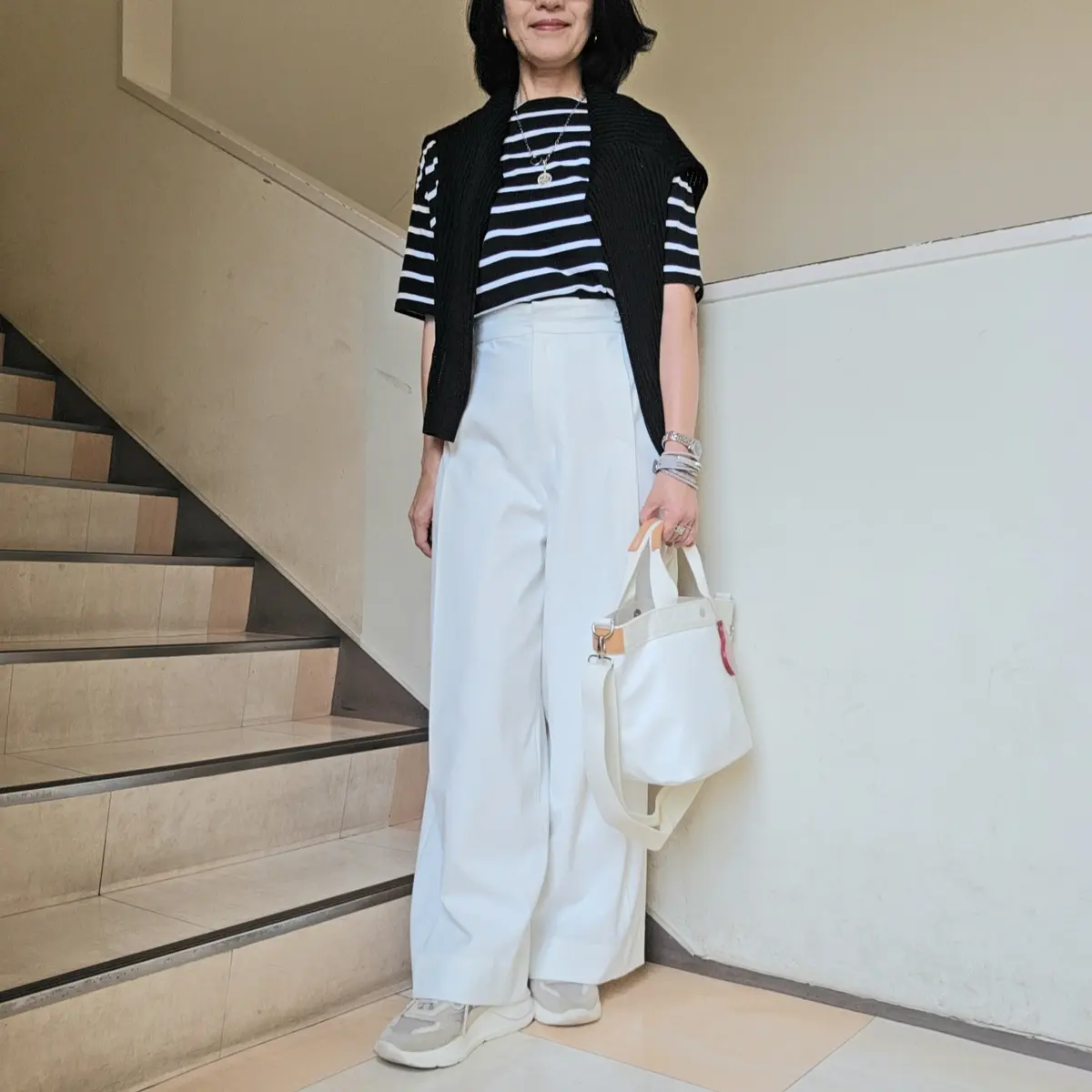 3シーズン活躍！オフィスにも休日にも映えの画像_19