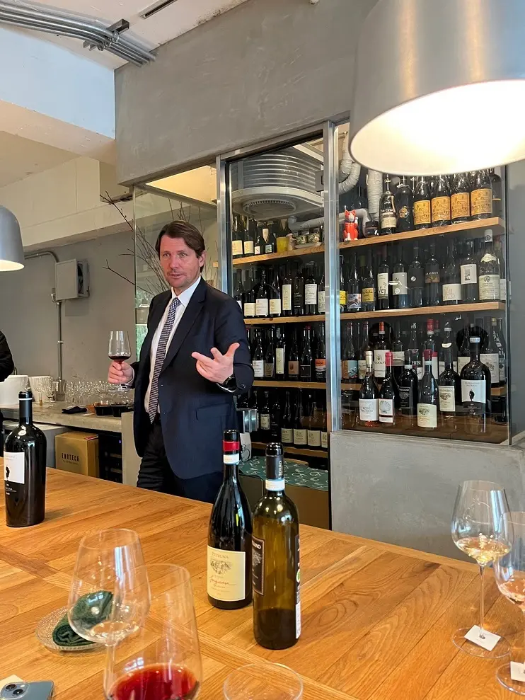 イル・ボッロ　サルヴァトーレ フェラガモ