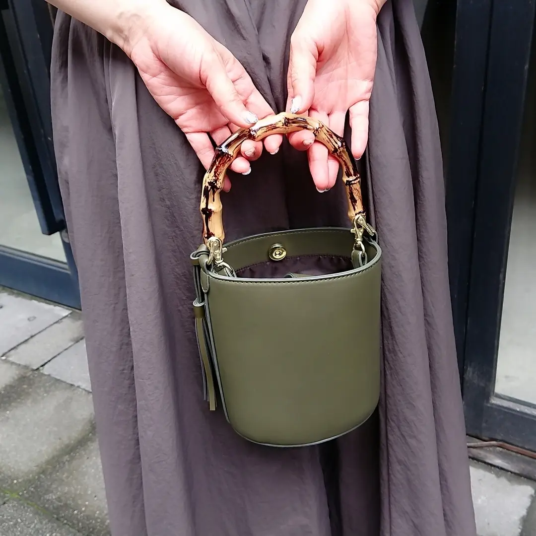 ブラウンフレアスカート  ミニバッグ