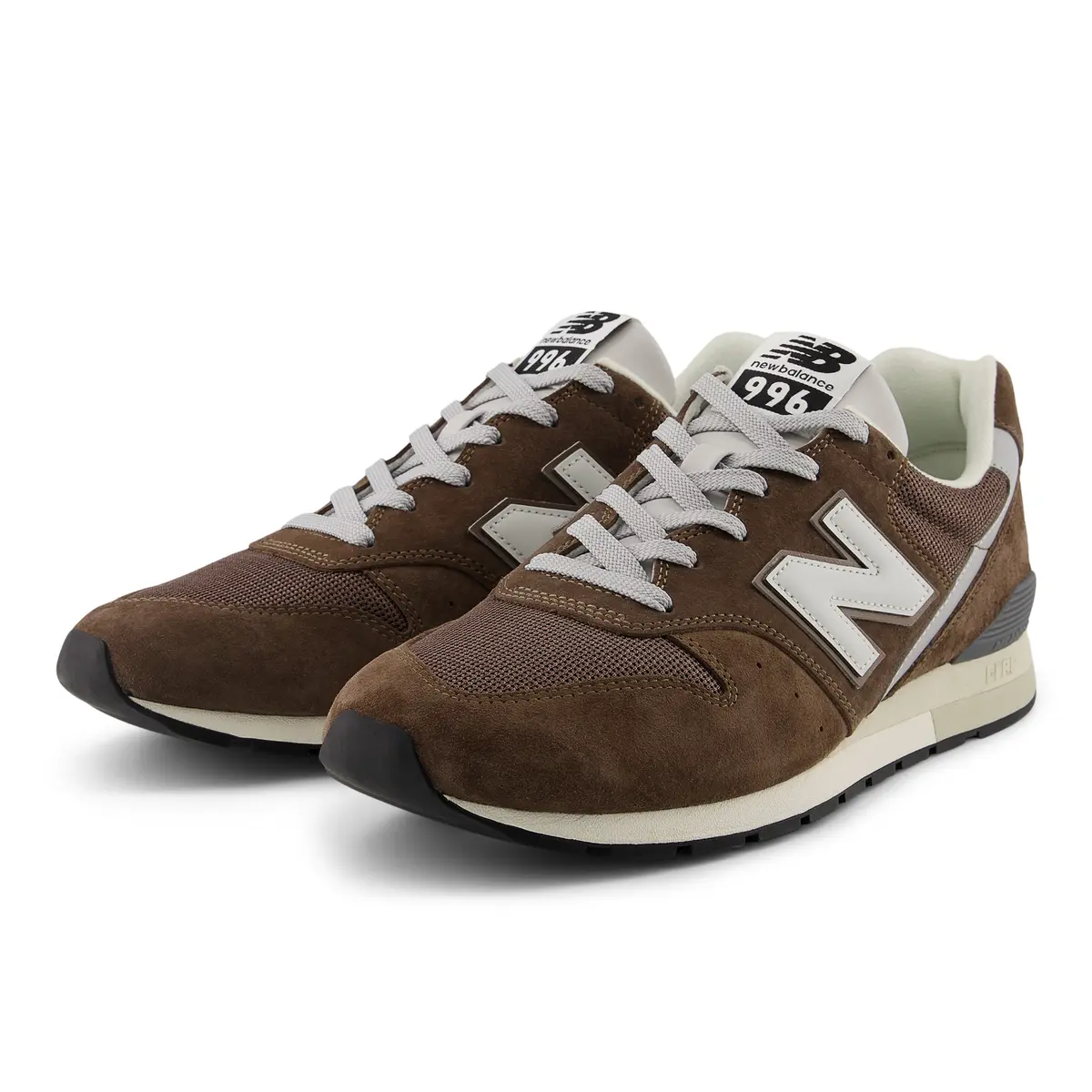 スタイリスト徳原文子おすすめ ニューバランス U9964M9　ブラウン