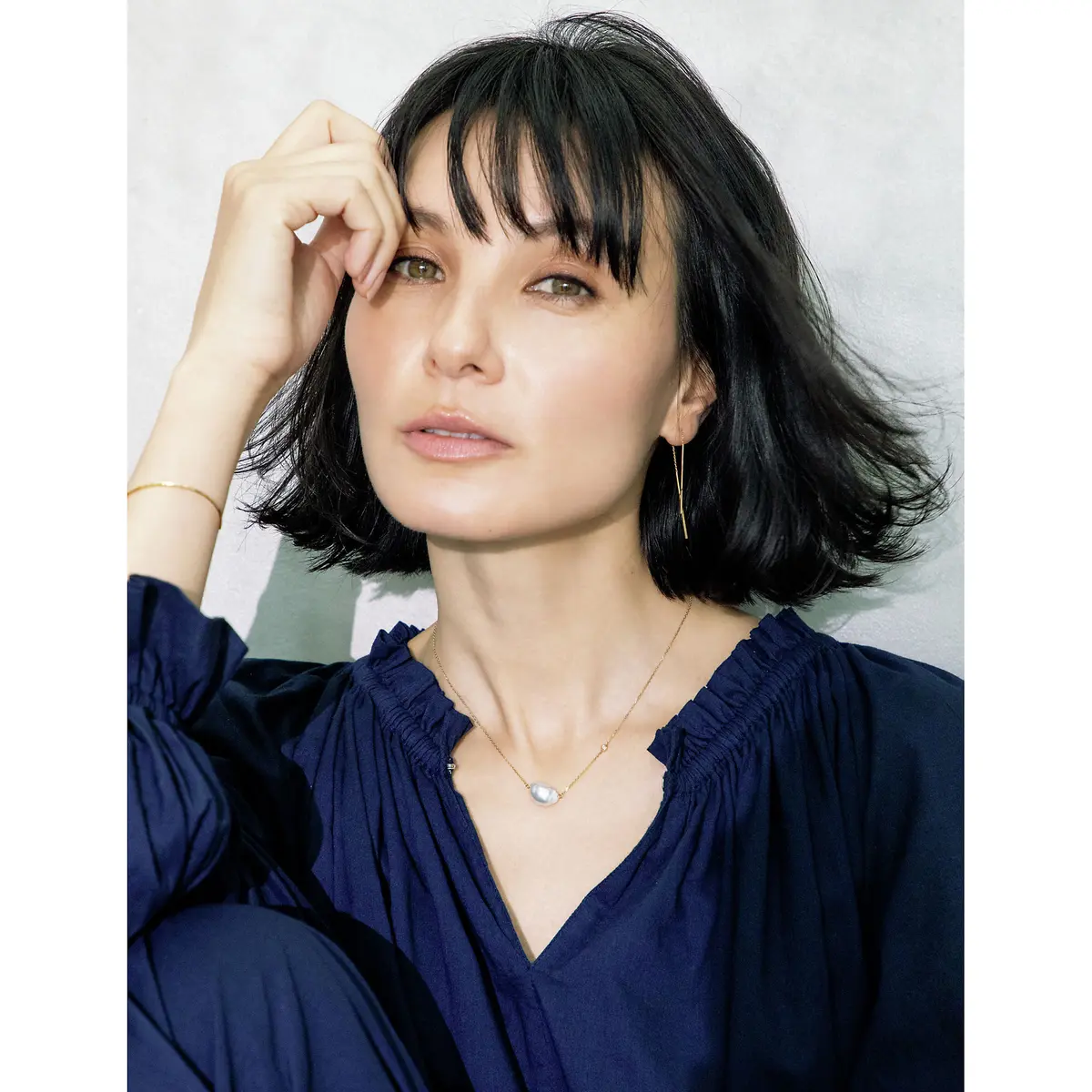 薄着の季節こそ、輝きで差をつける！大人の画像_1