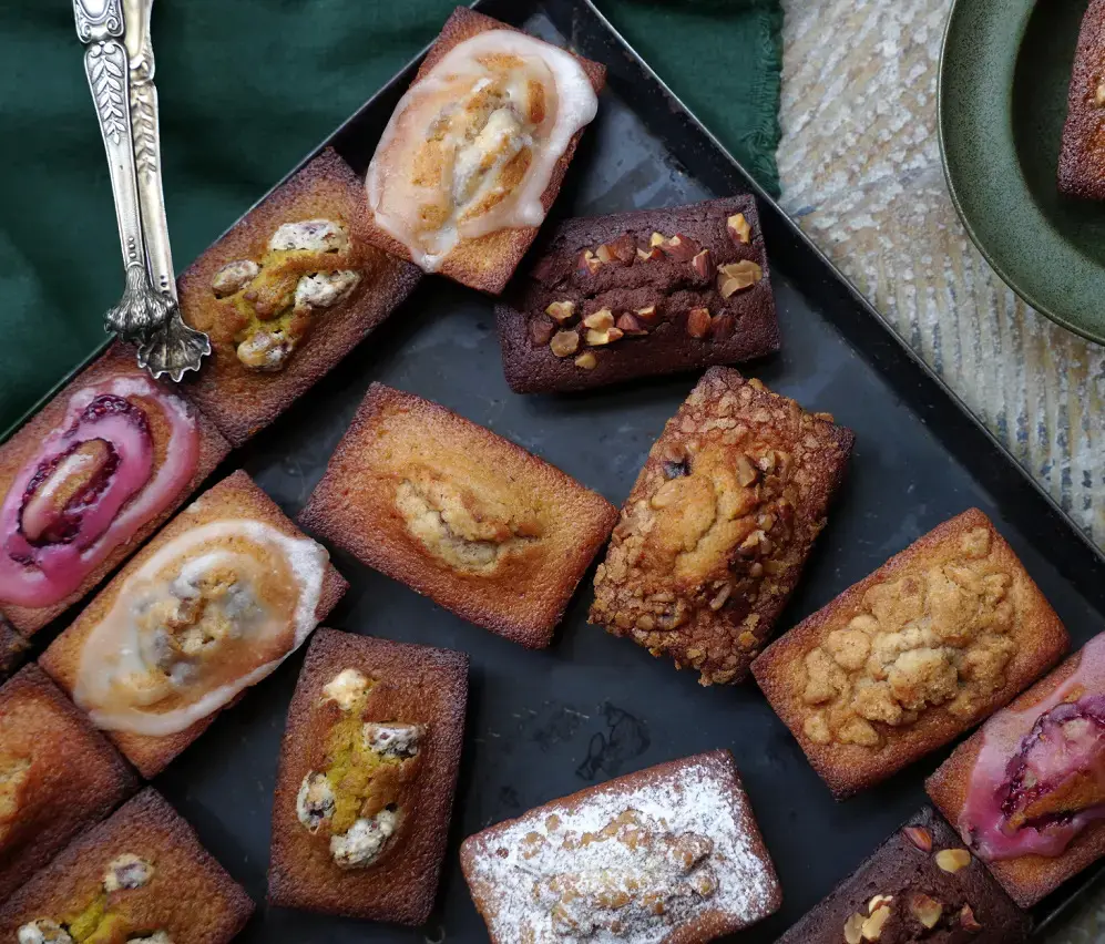 Brick bake bakers by Pâtisserie ease（ブリック ベイク ベイカーズ バイ パティスリー イーズ）の「クラフト フィナンシェ」