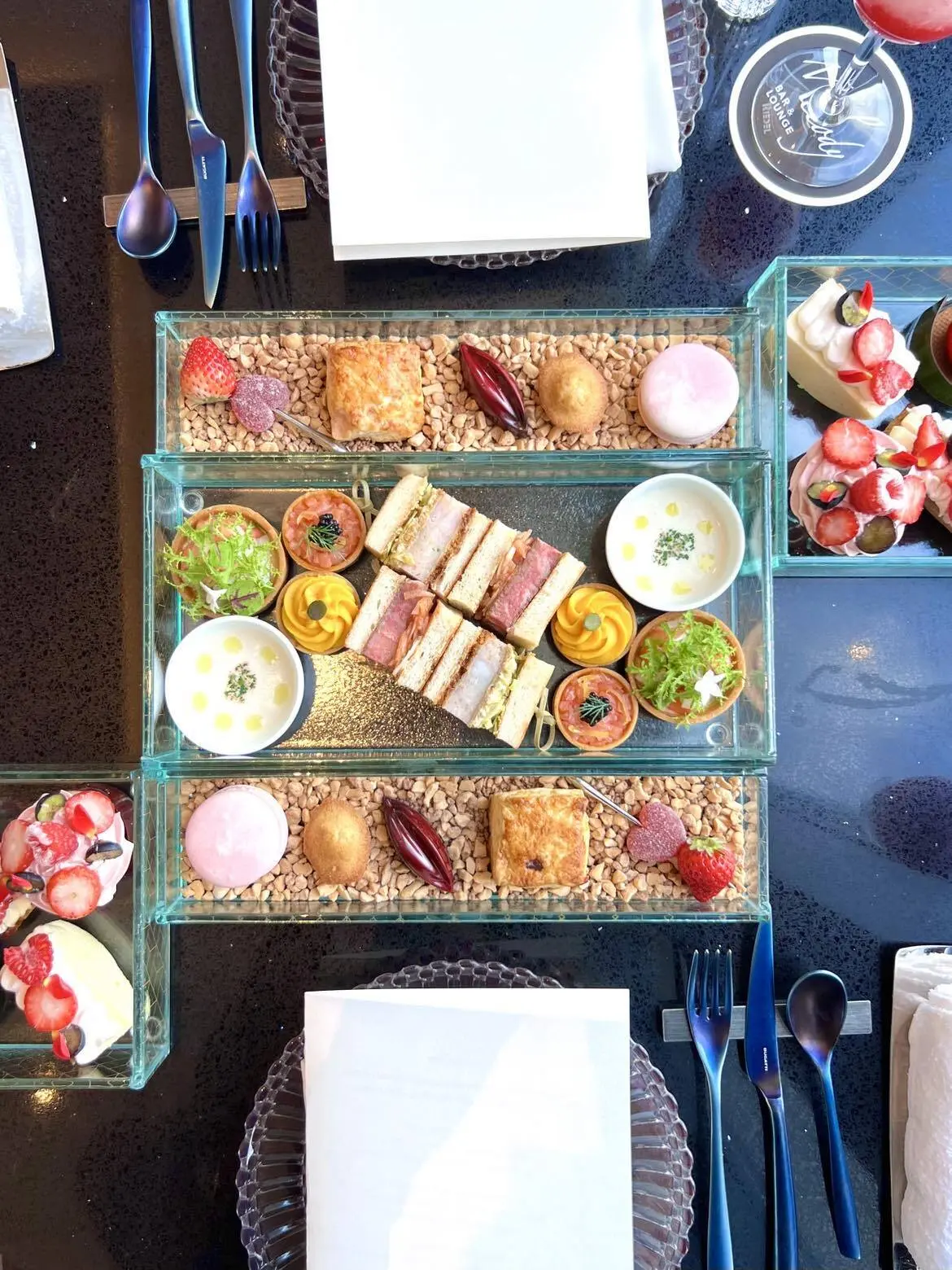 ヒルトン横浜✦ストロベリーアフタヌーンテの画像_6