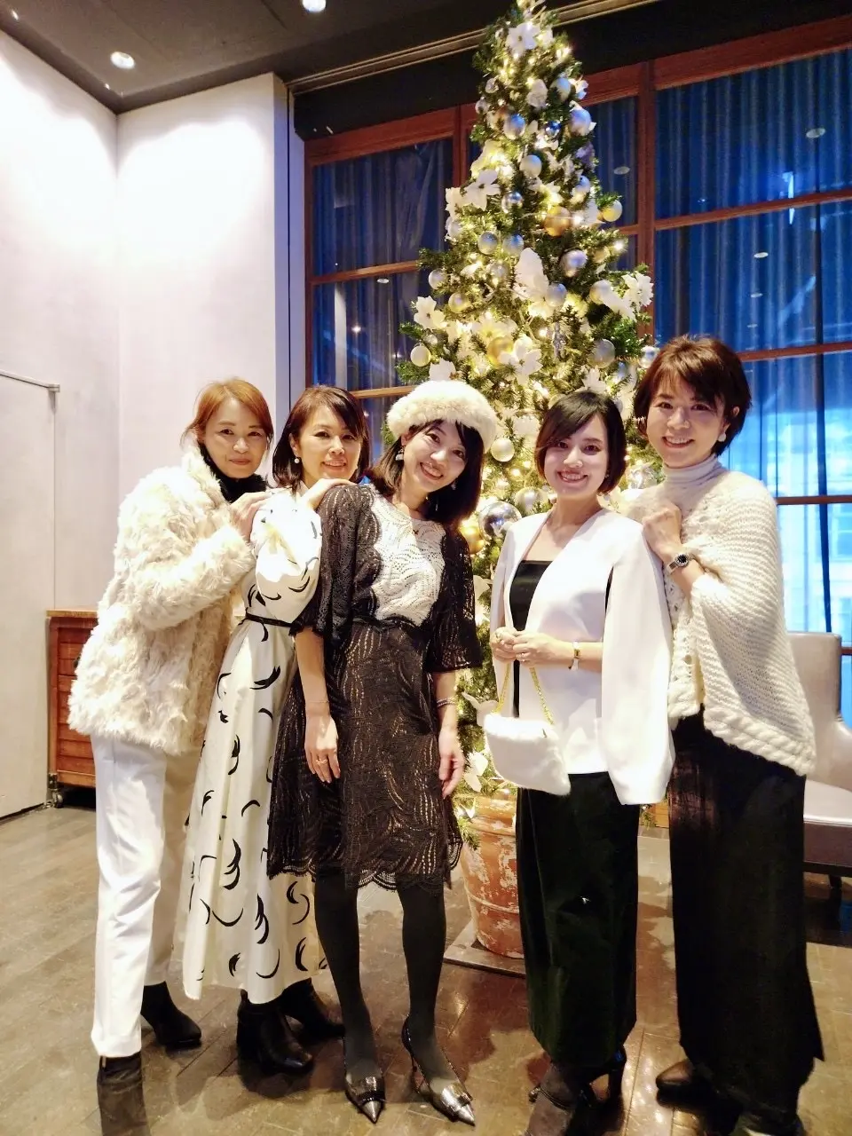 エクラなJマダムクリスマスパーティーへ✨の画像_19