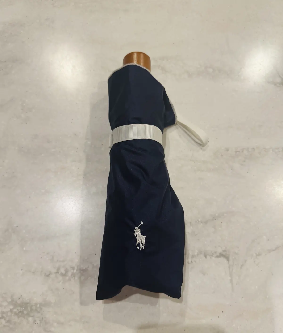 エクラ 華組 鈴木たま江さん愛用の日傘「ラルフ ローレン」