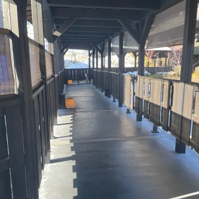 ふふ箱根の渡り廊下