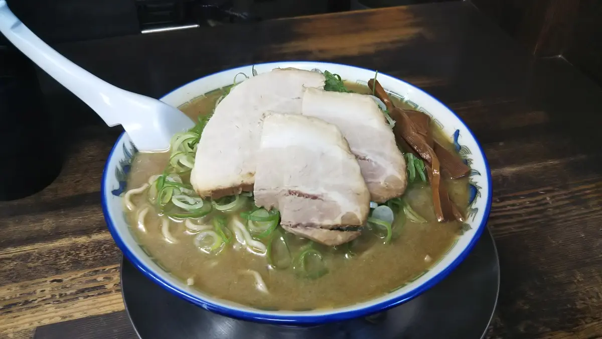 こく煮干しラーメン