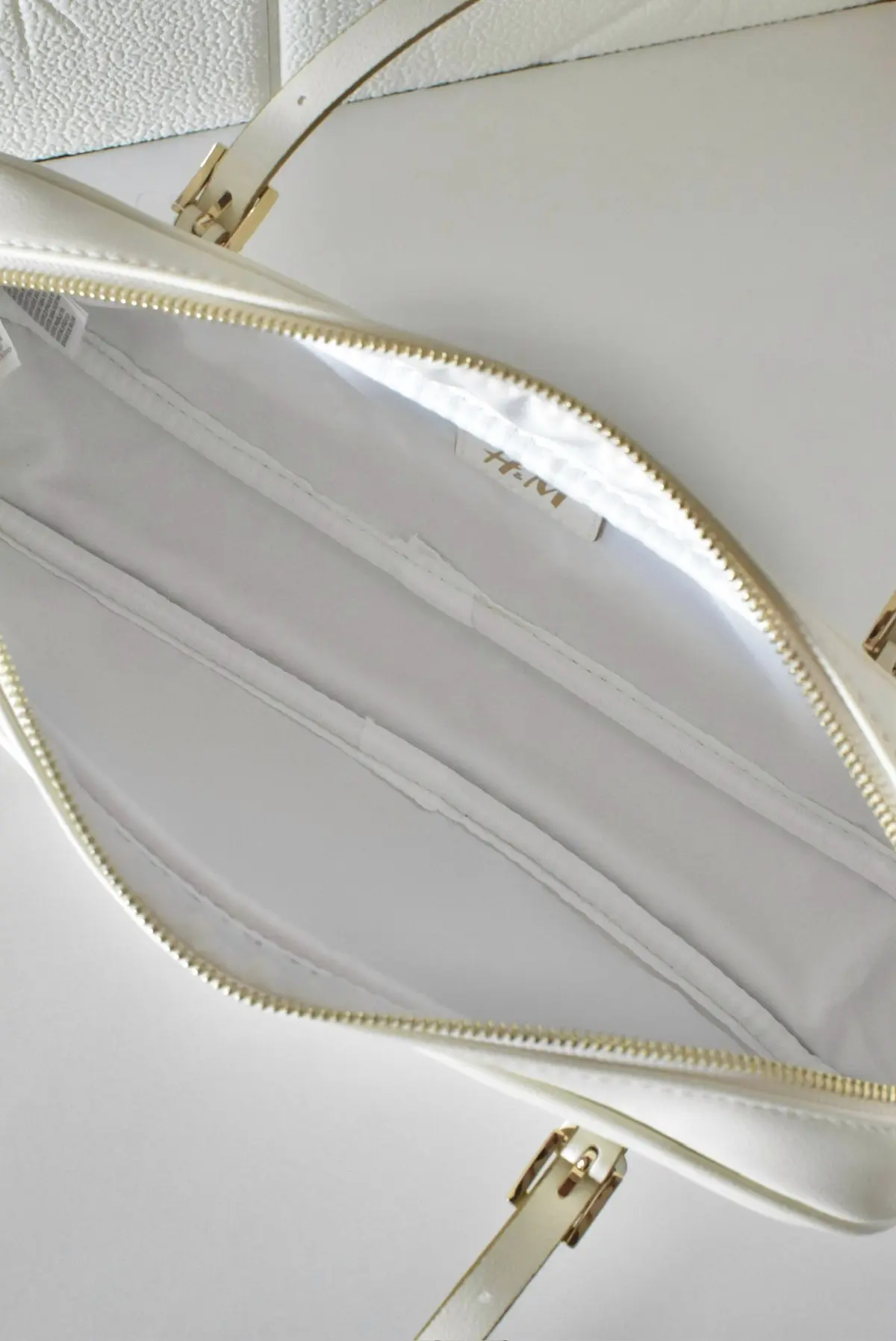 éclat エクラ　Jマダム　ブログ　北海道　札幌　トモコ　知子　プチプラ　メイク　無印良品　無印　ブースター　美容液　発酵　導入美容液　キャンメイク　アイライナー　クリーミータッチライナー　資生堂　インテグレート　スナイプ　ジェルライナー