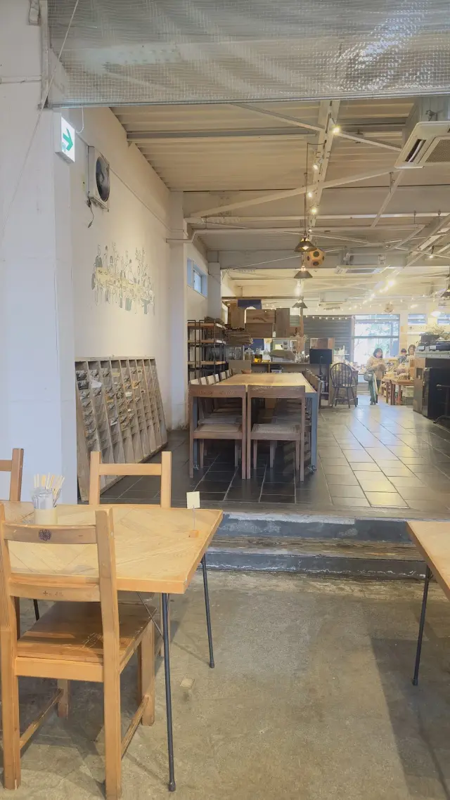 那須ランチはシンプルにブラウン×ワイドデの画像_11