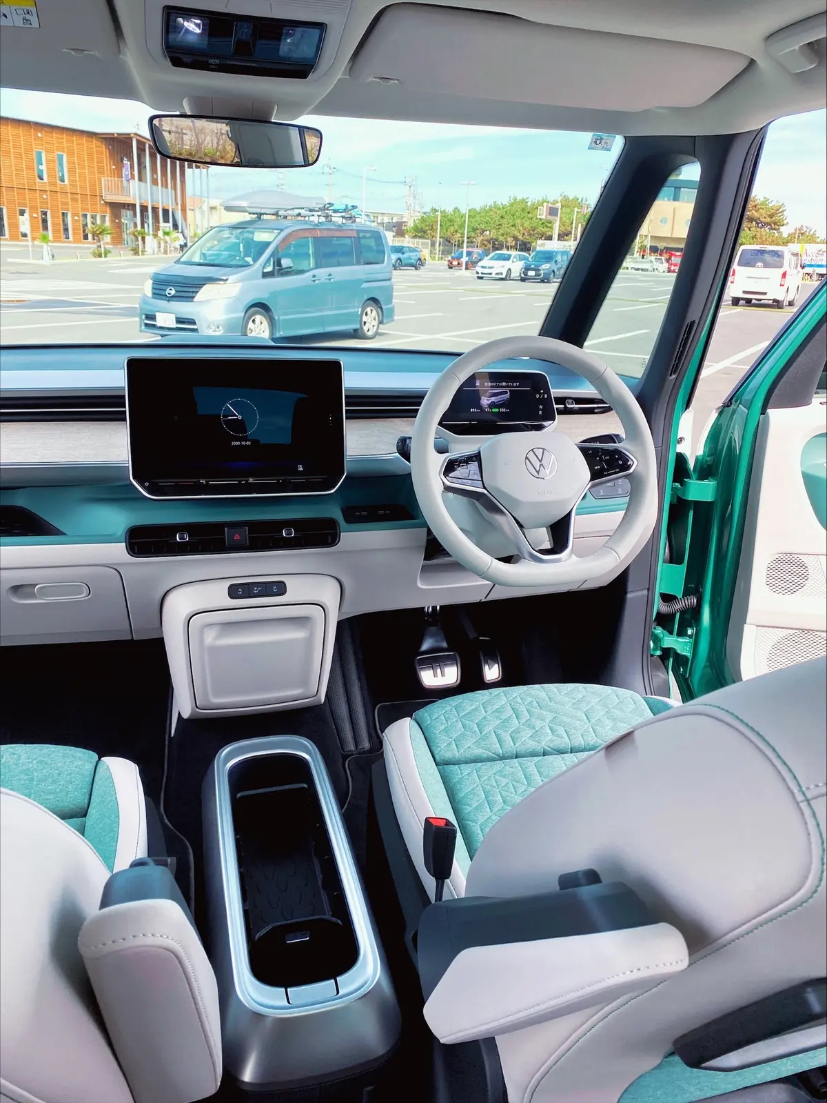 フォルクスワーゲン  ID.Buzz（アイディーバズ）　運転席