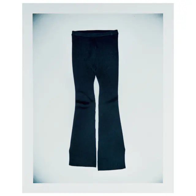 チノのニットパンツ