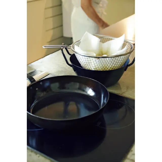 『ラバーゼ』の揚げ鍋