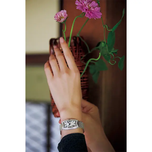 「ベダ＆カンパニー」で手もとに華やかさを