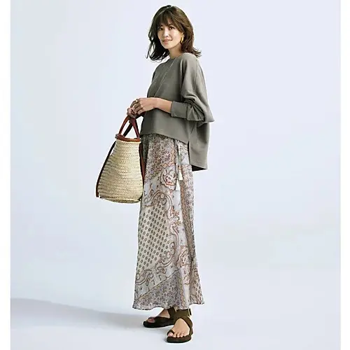 東原妙子×THIRD MAGAZINE 袖長スウェット ￥20,900