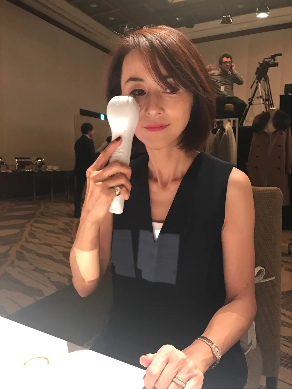 パナソニック ビューティのRF美容器を体の画像_3