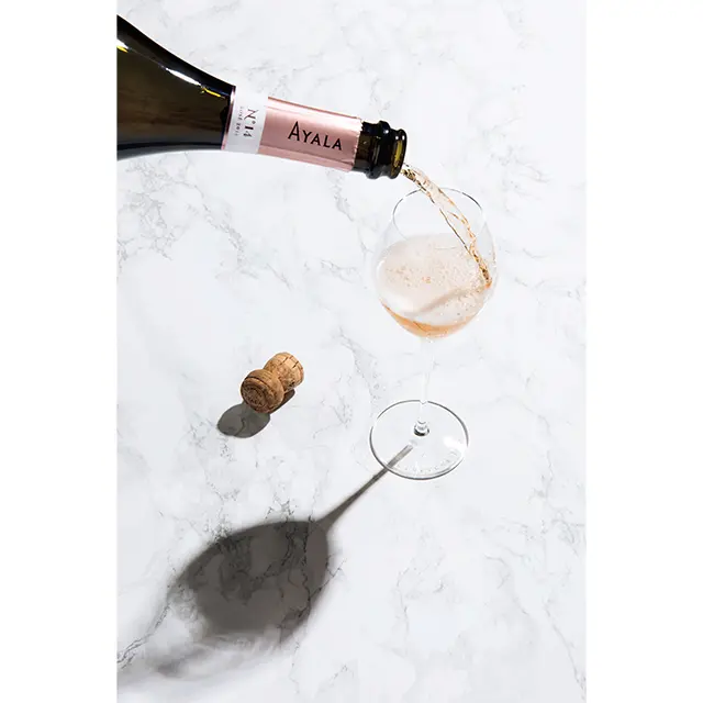 エレガントなロゼシャンパーニ ュは大切な女友だちと開けたい