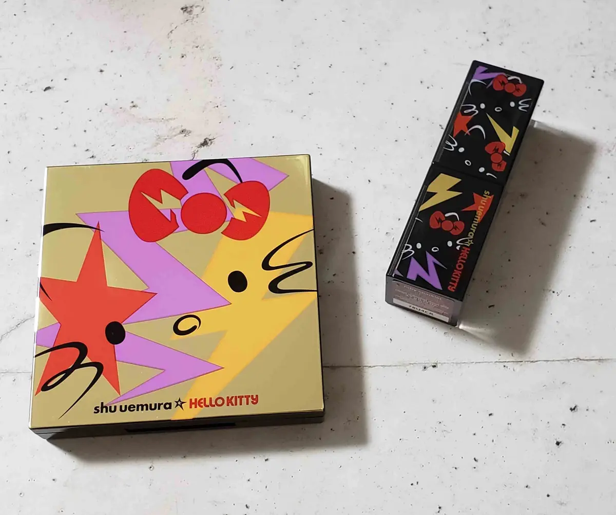 アイシャドウと口紅