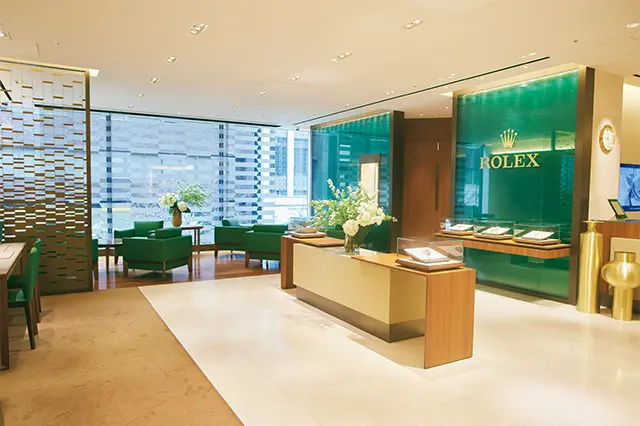 店内2階には個室のほか、アフターサービスカウンターも。選 ぶ時間さえも特別なひと時に