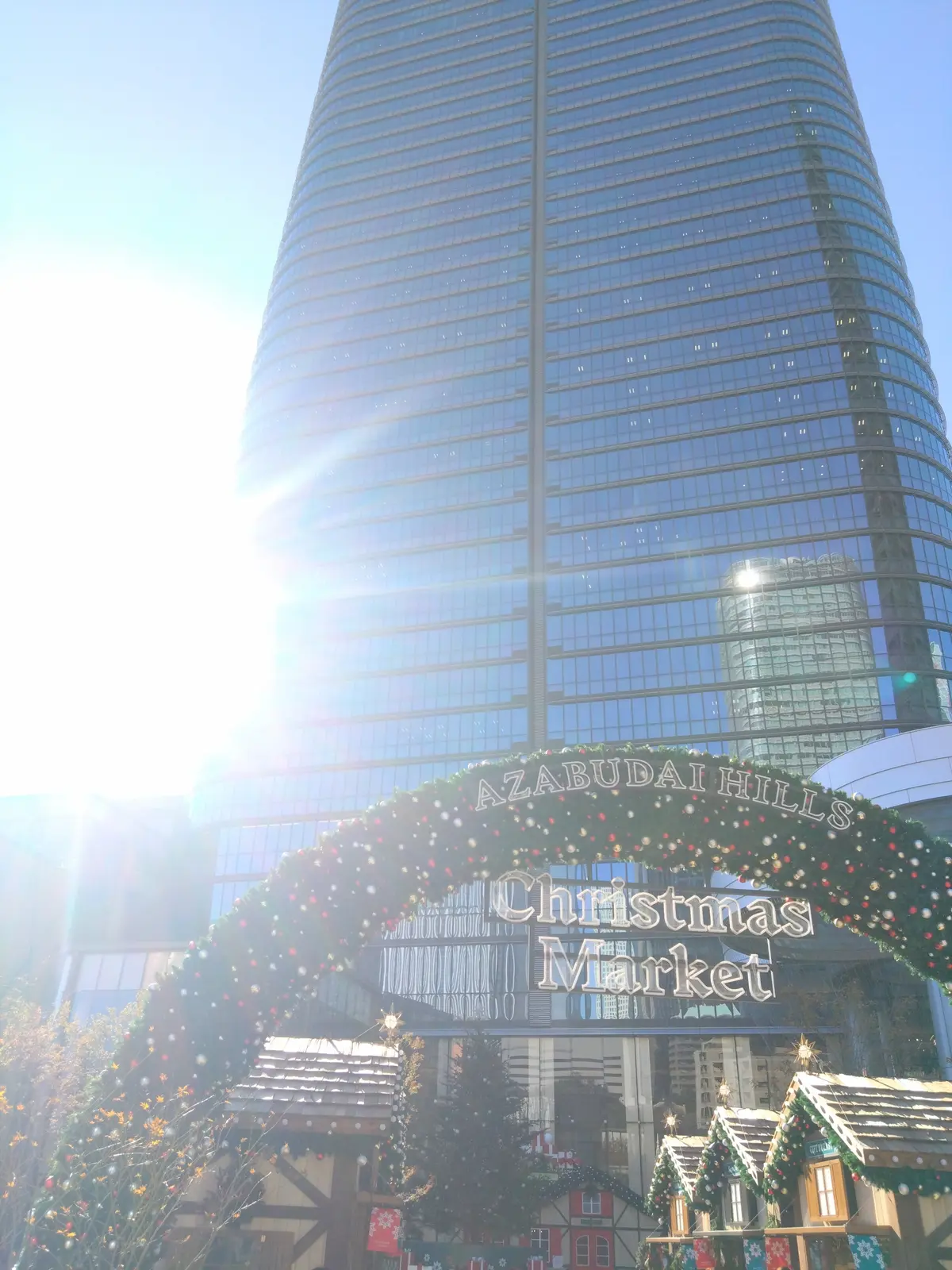 麻布台ヒルズ、バルコニーバイシクス、Balconyby6th、ランチ、忘年会、40代ファッション、ZARAワンピース、クリスマスマーケット