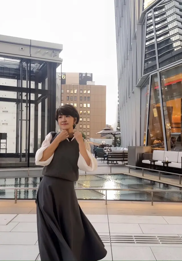 秋はグレーのワントーンコーデ。の画像_5