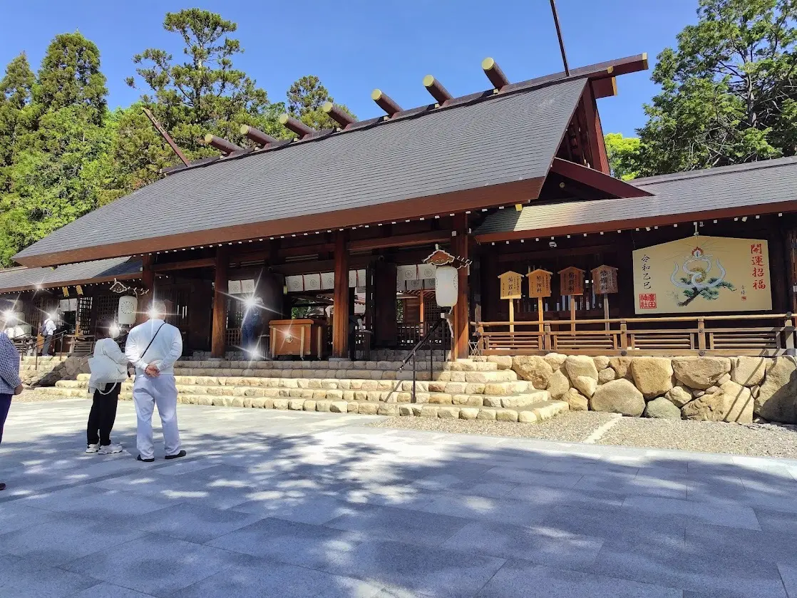 廣田神社　拝殿