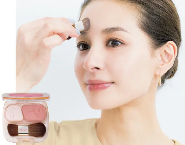 凹凸の老け影はお粉を打って飛ばす