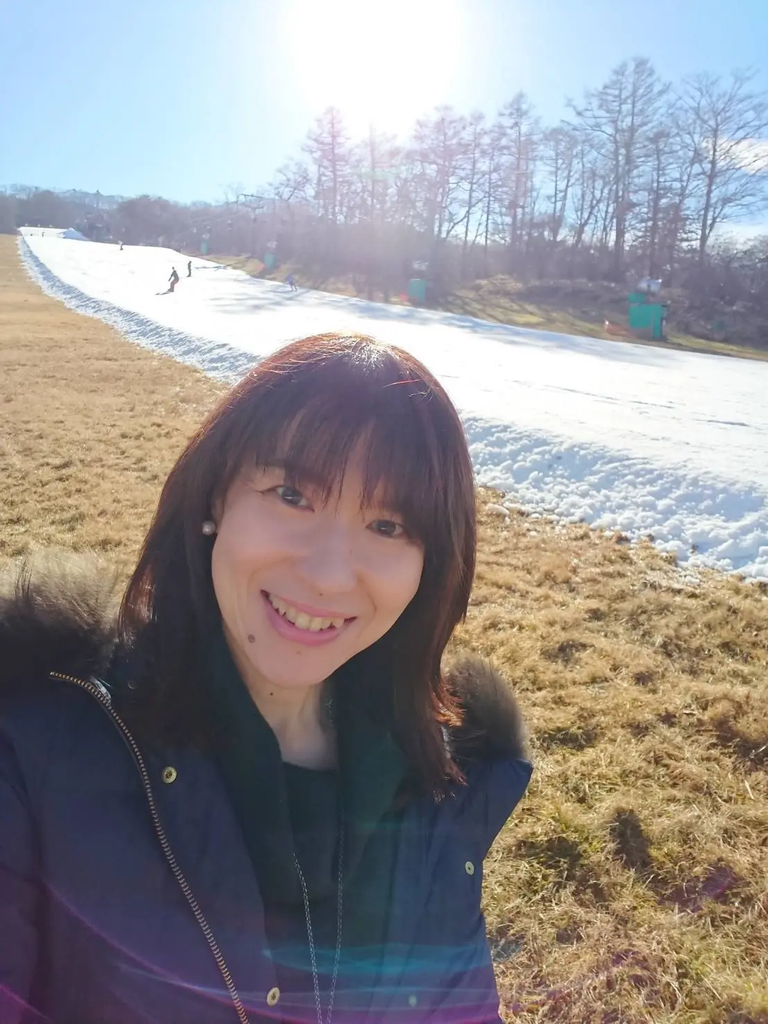 そしてこちら、ショッピングモールから見えたスキー場。ゲレンデの真横で見れます