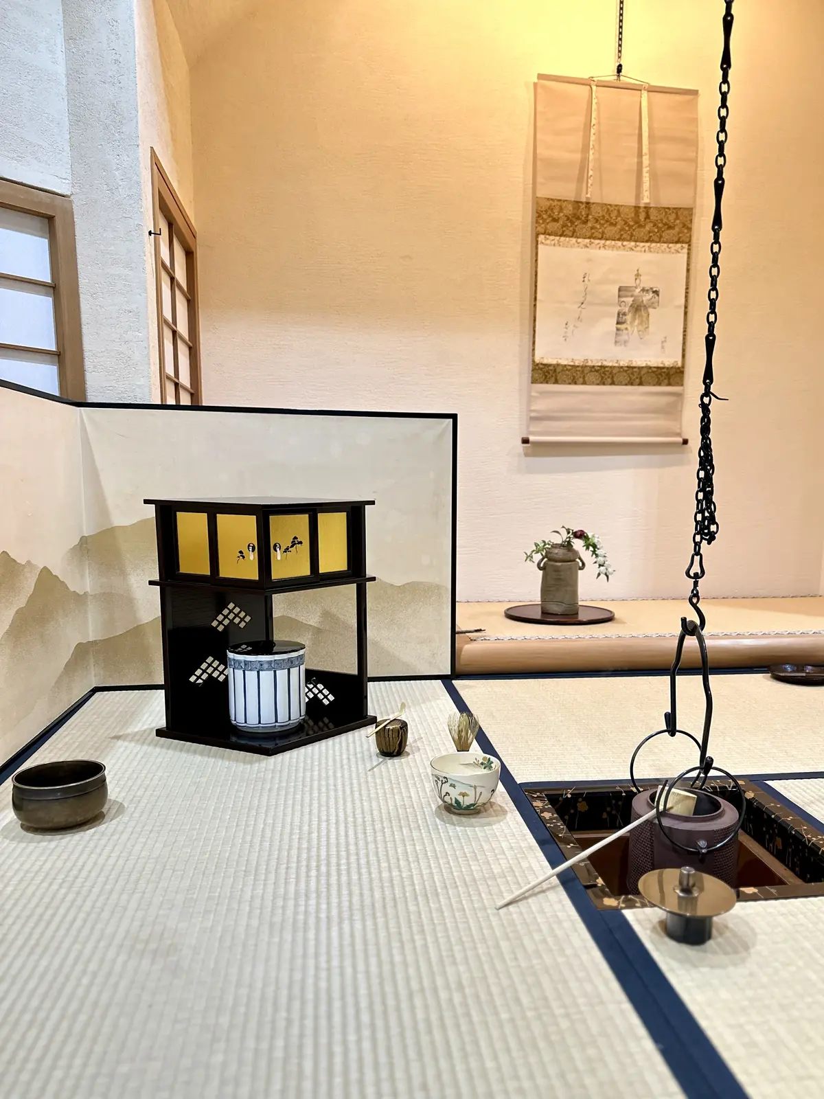 3月の茶道お稽古 〜炉から釣り釜へ、春のの画像_1