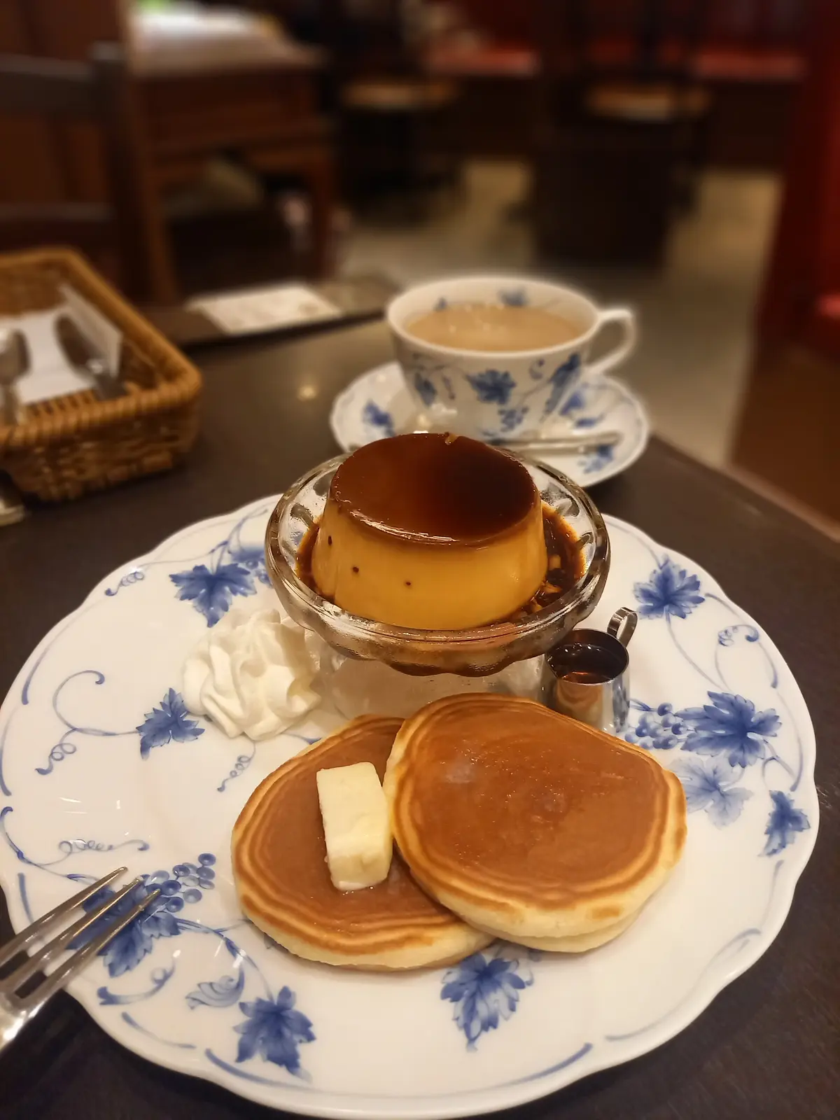 okatimatiトリコロール